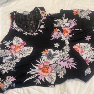 Floral Black Sleeveless Top